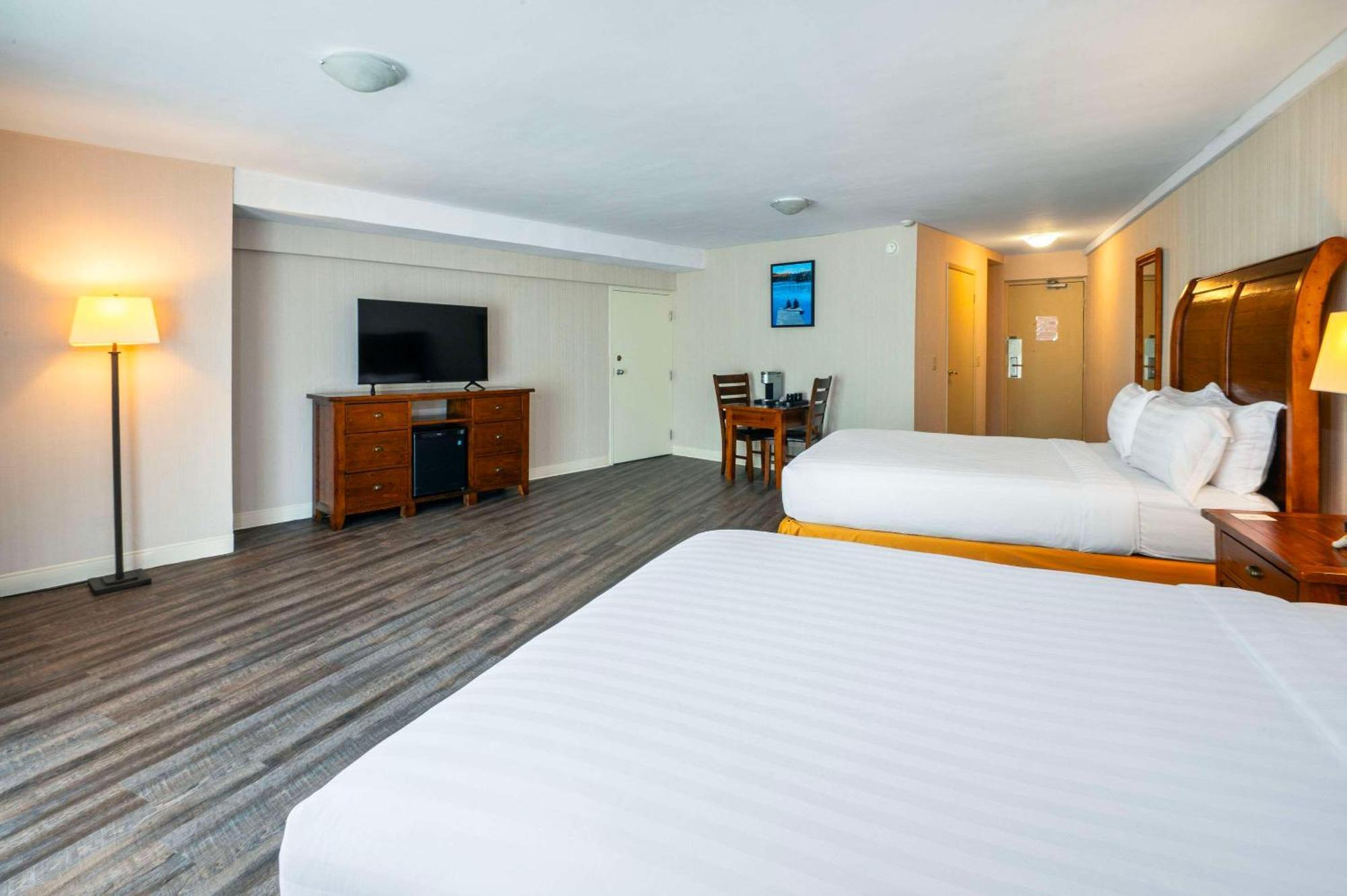 ฮิดเด้น แวลเลย์ รีสอร์ต แอสเซนด์ โฮเต็ล คอลเลคชั่น Hotel ฮันต์สวิลล์ ภายนอก รูปภาพ